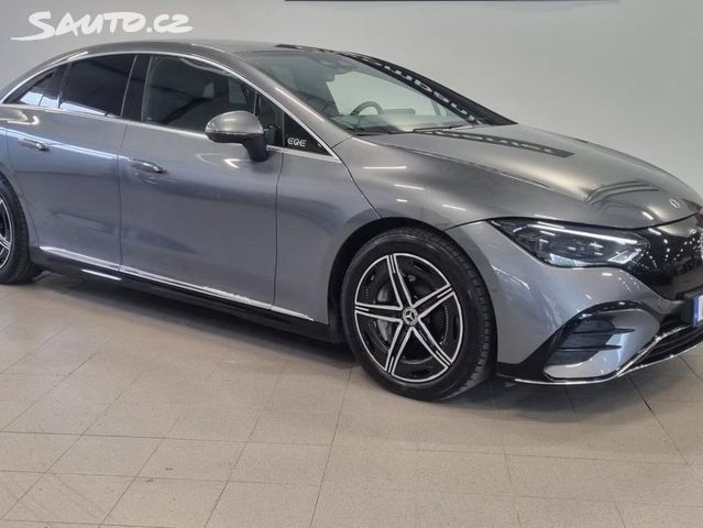 Mercedes EQE